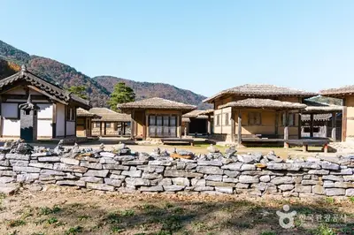 온달관광지 전경
